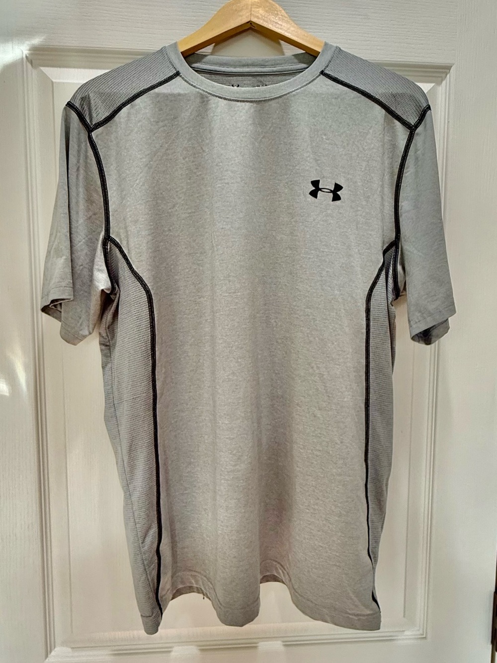 Under Armour HeatGear Gray Short Sleeve Performance Tee with Contrast Stitching